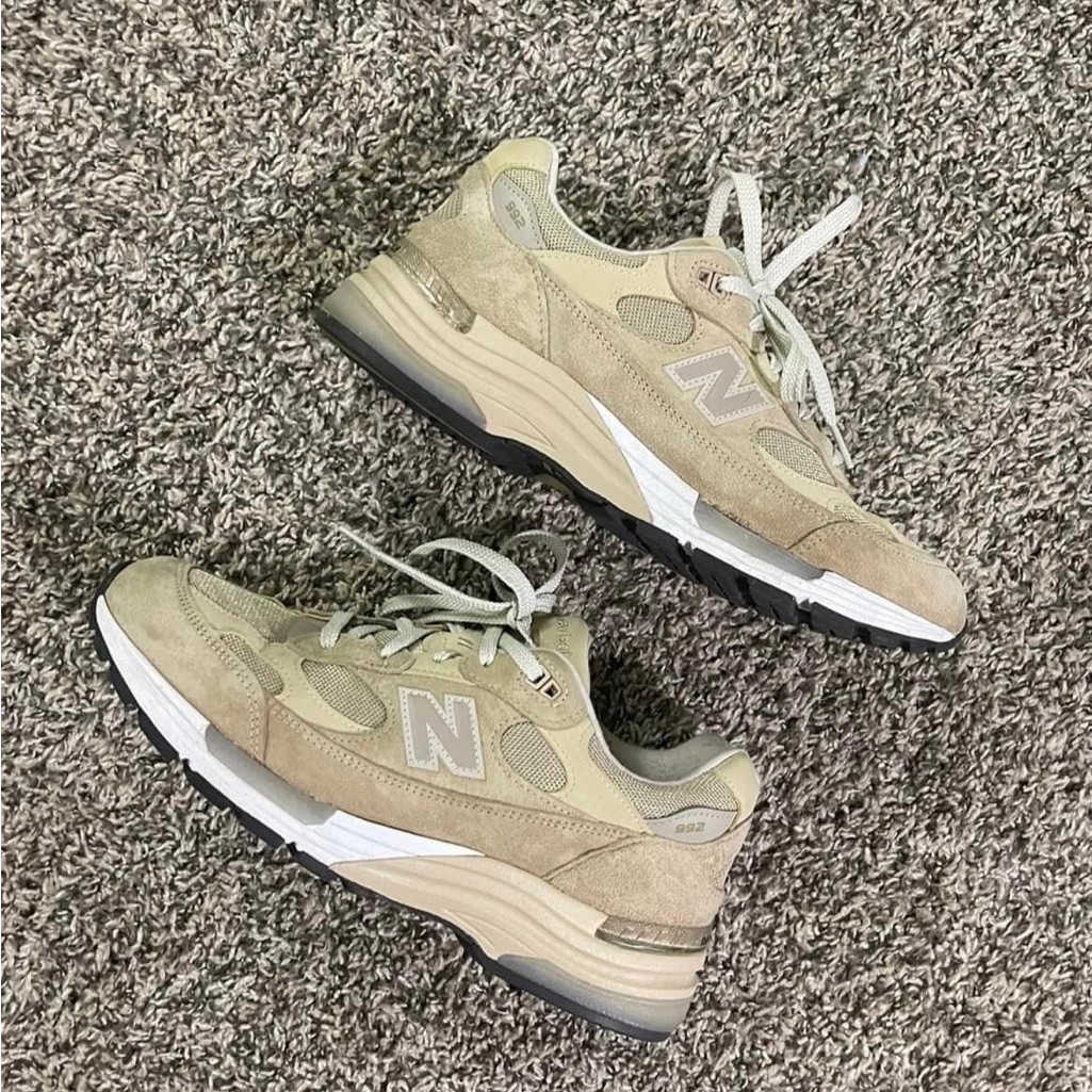 New Balance 992 Tan Size 10